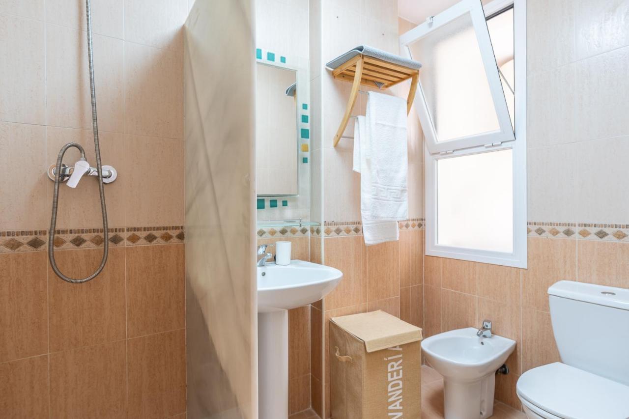 Apartamento Velero Nerja Luaran gambar